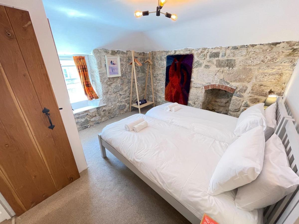 Sixpence Cottage, A Few Steps From The Harbour! Сент-Айвс Экстерьер фото